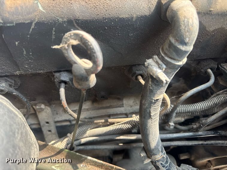 image for item DV4131 1987 Freightliner UC03JL Unimog emplacement excavator