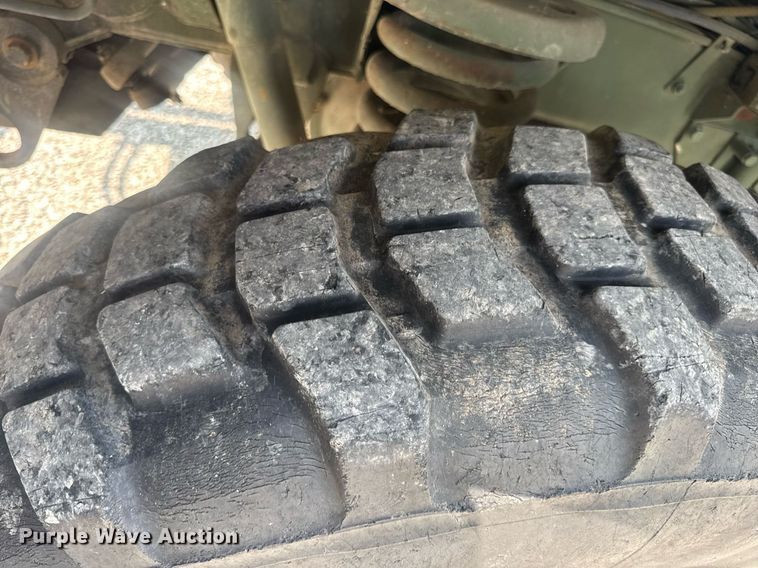 image for item DV4131 1987 Freightliner UC03JL Unimog emplacement excavator