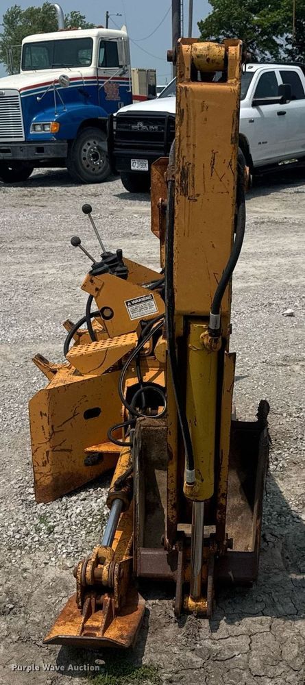 image for item DV4134 Case D100XR skid steer backhoe