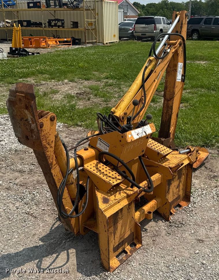 image for item DV4134 Case D100XR skid steer backhoe