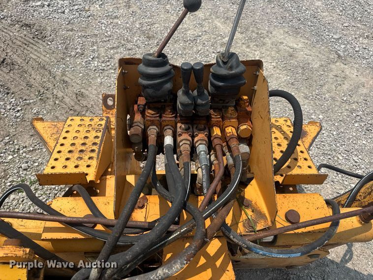 image for item DV4134 Case D100XR skid steer backhoe