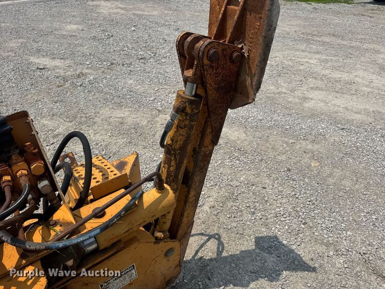 image for item DV4134 Case D100XR skid steer backhoe