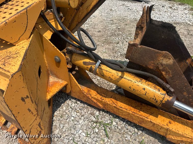 image for item DV4134 Case D100XR skid steer backhoe