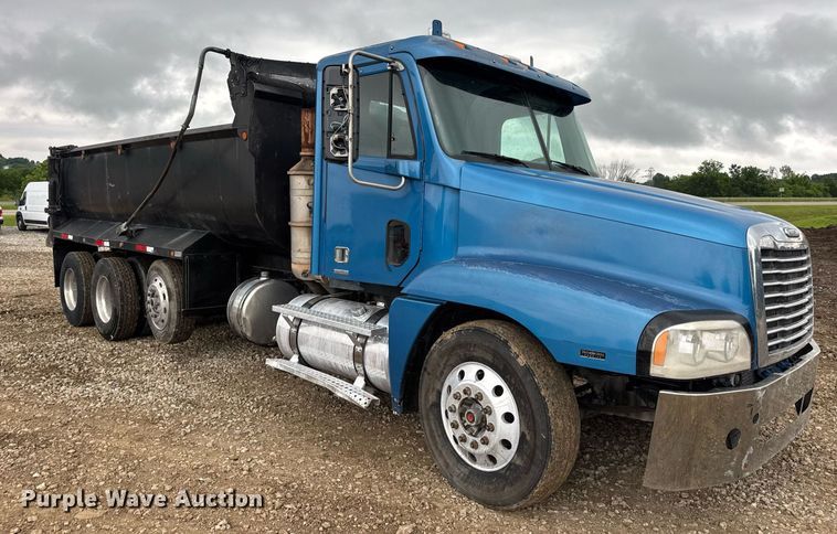 image for item DV4161 2008 Freightliner Century Class S/T dump truck