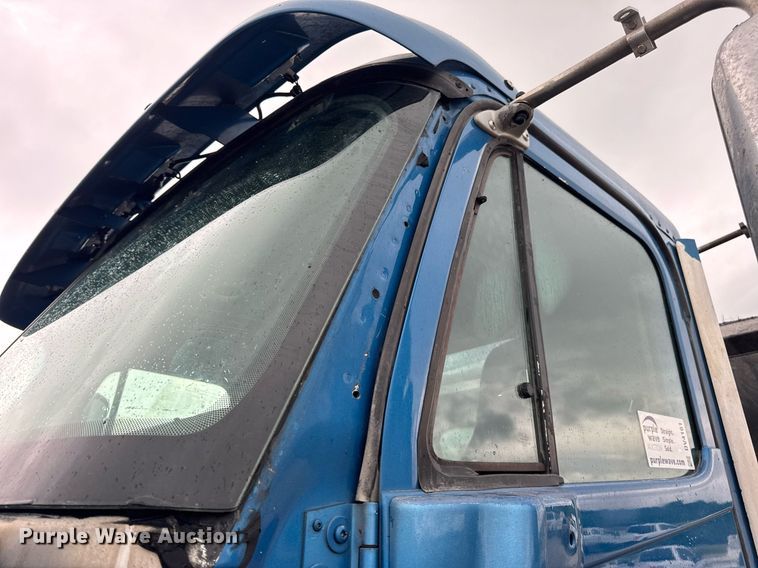 image for item DV4161 2008 Freightliner Century Class S/T dump truck