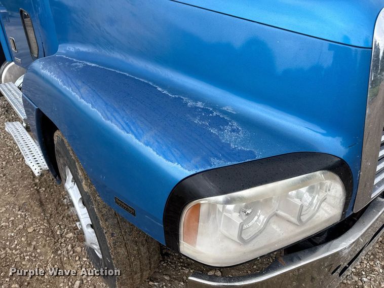 image for item DV4161 2008 Freightliner Century Class S/T dump truck