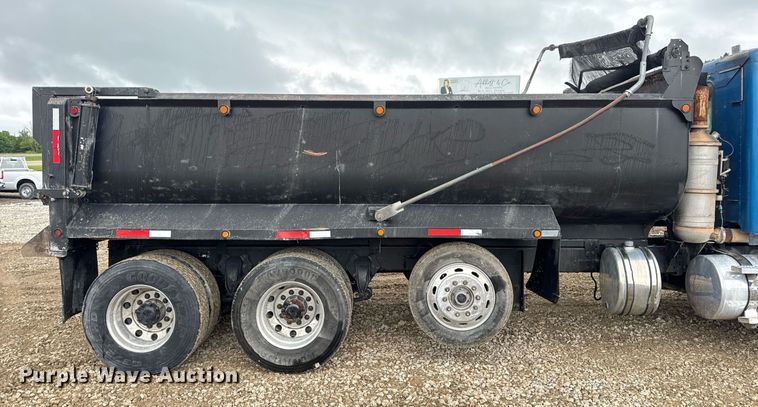 image for item DV4161 2008 Freightliner Century Class S/T dump truck