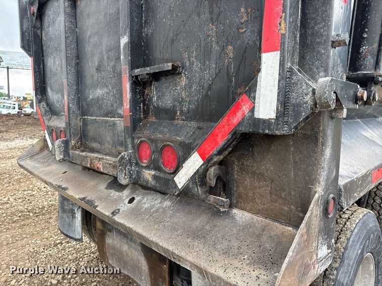 image for item DV4161 2008 Freightliner Century Class S/T dump truck