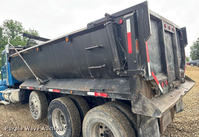 image for item DV4161 2008 Freightliner Century Class S/T dump truck