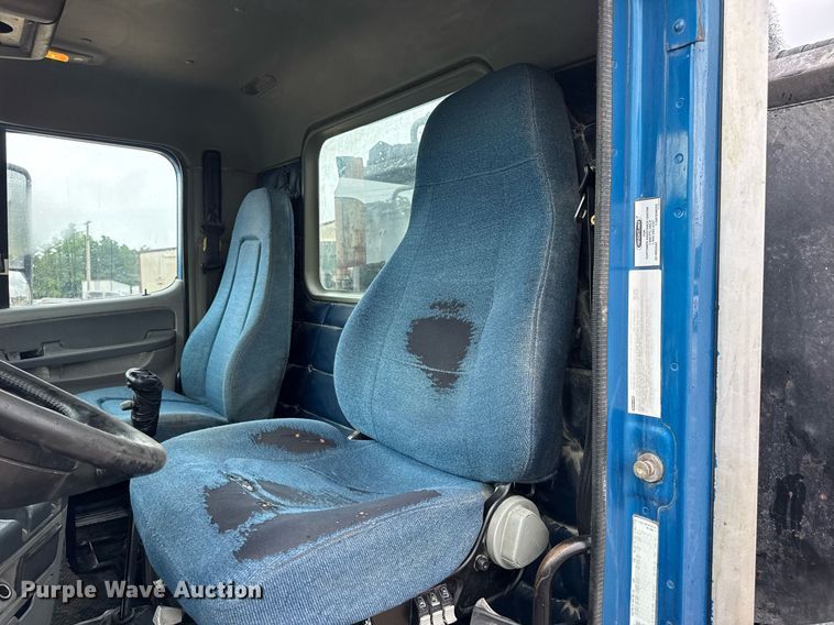 image for item DV4161 2008 Freightliner Century Class S/T dump truck