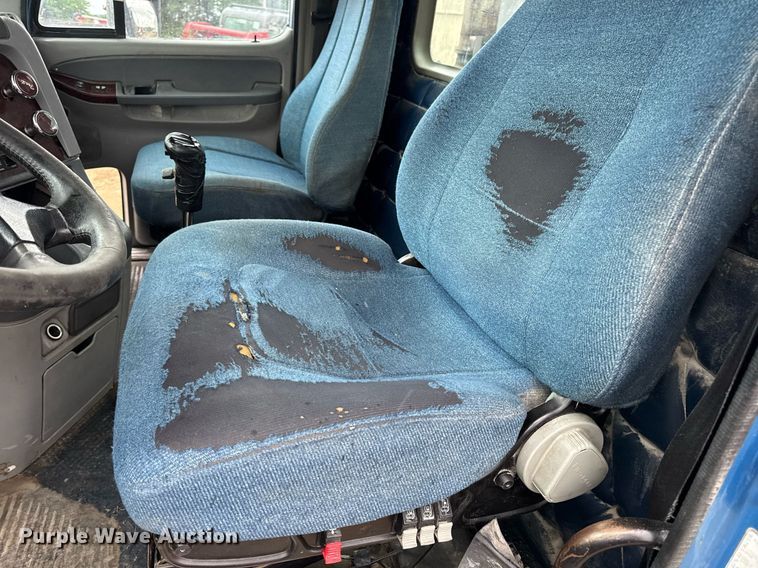 image for item DV4161 2008 Freightliner Century Class S/T dump truck