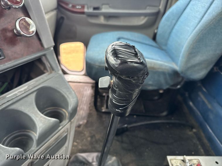 image for item DV4161 2008 Freightliner Century Class S/T dump truck