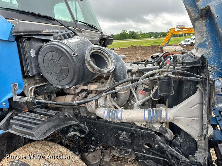 image for item DV4161 2008 Freightliner Century Class S/T dump truck