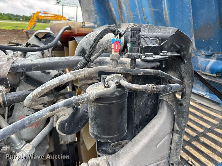 image for item DV4161 2008 Freightliner Century Class S/T dump truck