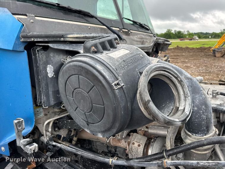 image for item DV4161 2008 Freightliner Century Class S/T dump truck