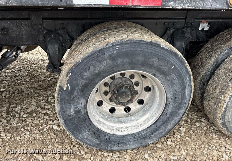 image for item DV4161 2008 Freightliner Century Class S/T dump truck