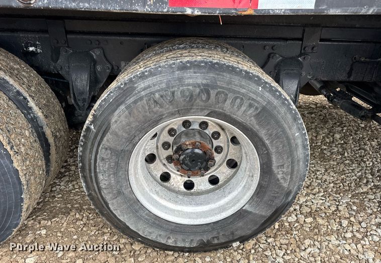 image for item DV4161 2008 Freightliner Century Class S/T dump truck