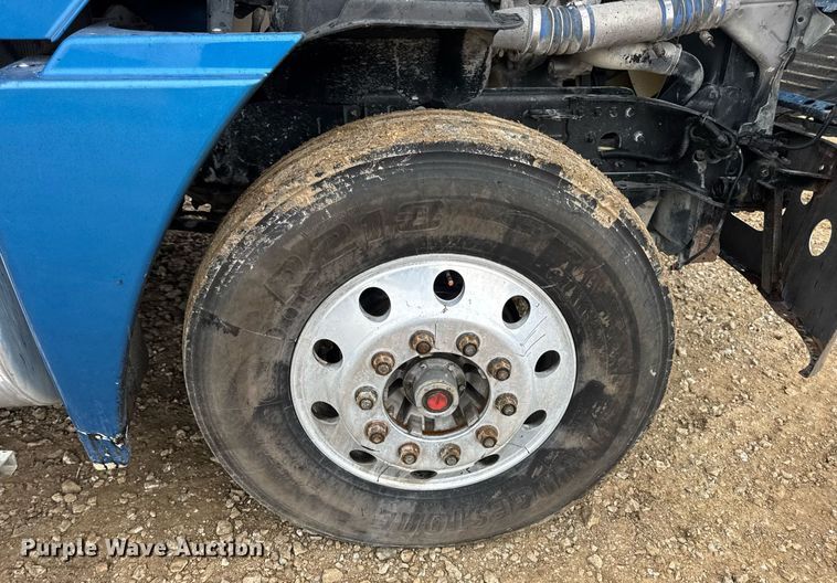 image for item DV4161 2008 Freightliner Century Class S/T dump truck