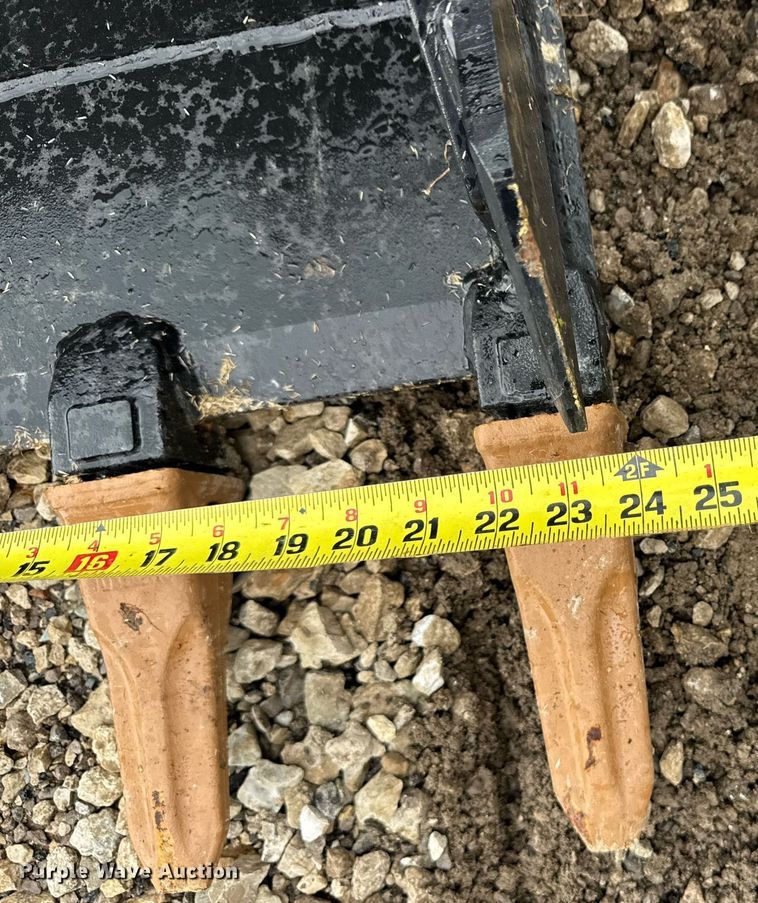 image for item DV4162 Trojan excavator bucket