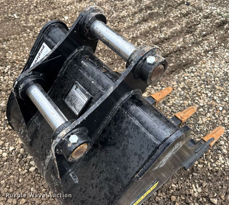 image for item DV4162 Trojan excavator bucket