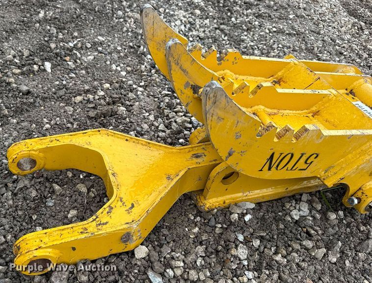 image for item DV4164 Teran excavator thumb