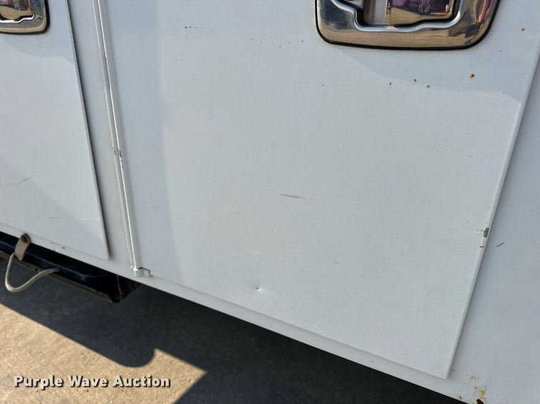 image for item DV4170 2018 Dodge Ram 5500HD bucket truck