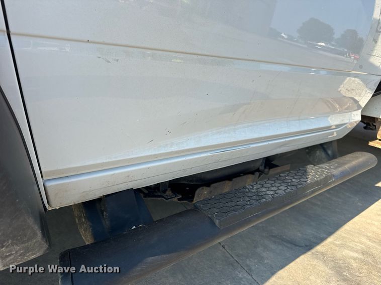 image for item DV4170 2018 Dodge Ram 5500HD bucket truck