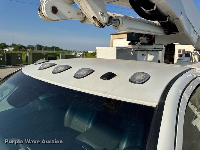 image for item DV4170 2018 Dodge Ram 5500HD bucket truck