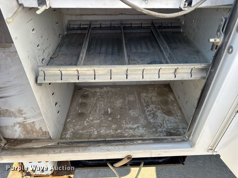 image for item DV4170 2018 Dodge Ram 5500HD bucket truck