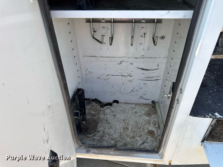 image for item DV4170 2018 Dodge Ram 5500HD bucket truck