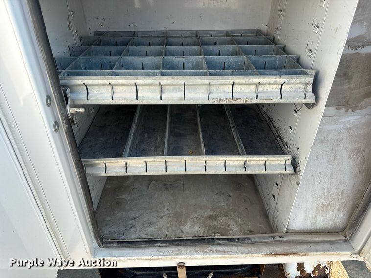 image for item DV4170 2018 Dodge Ram 5500HD bucket truck