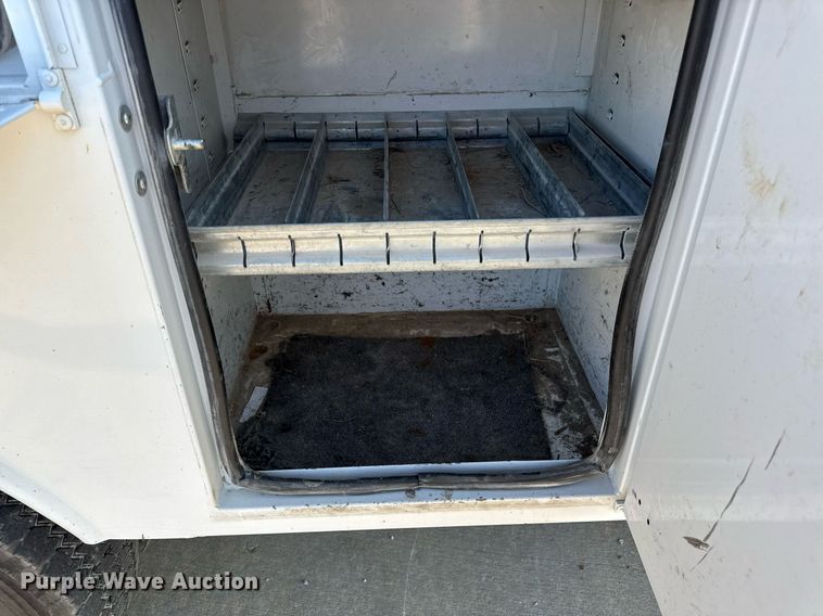 image for item DV4170 2018 Dodge Ram 5500HD bucket truck