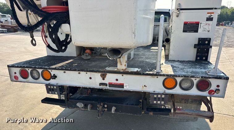 image for item DV4170 2018 Dodge Ram 5500HD bucket truck