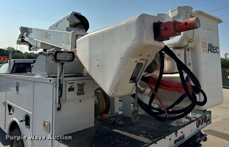 image for item DV4170 2018 Dodge Ram 5500HD bucket truck