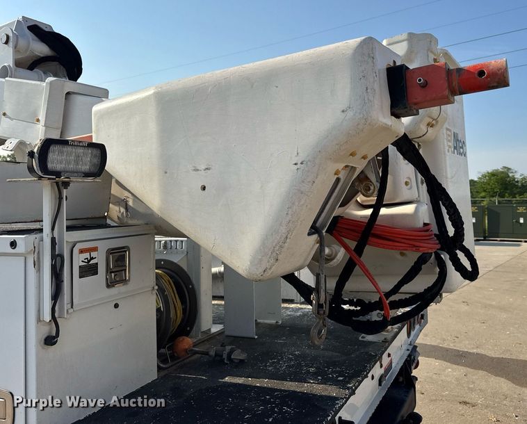 image for item DV4170 2018 Dodge Ram 5500HD bucket truck