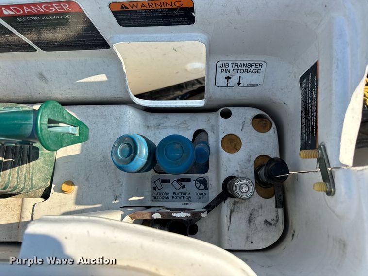 image for item DV4170 2018 Dodge Ram 5500HD bucket truck