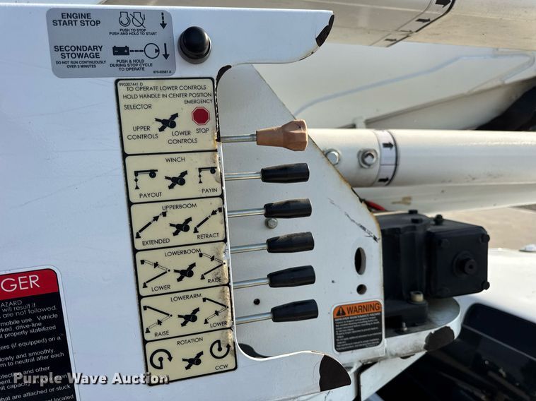 image for item DV4170 2018 Dodge Ram 5500HD bucket truck