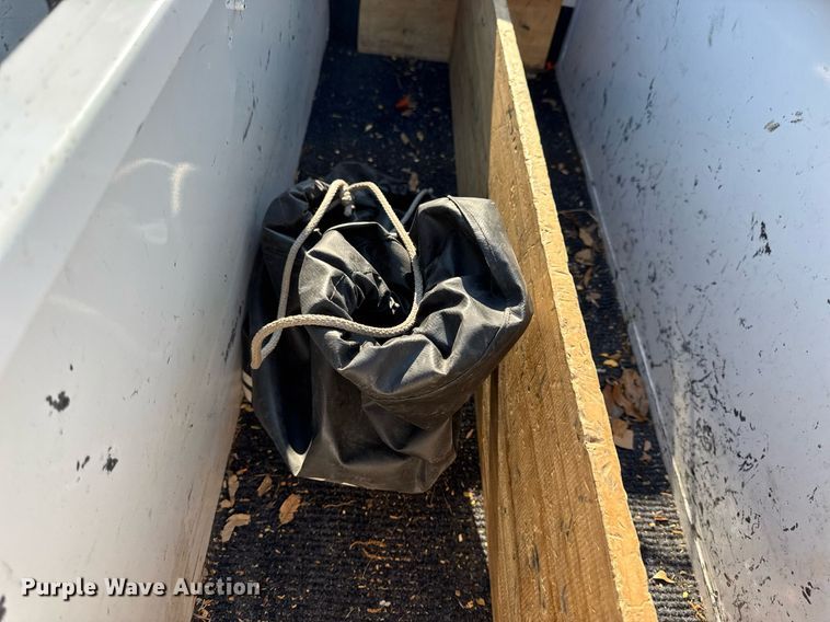 image for item DV4170 2018 Dodge Ram 5500HD bucket truck