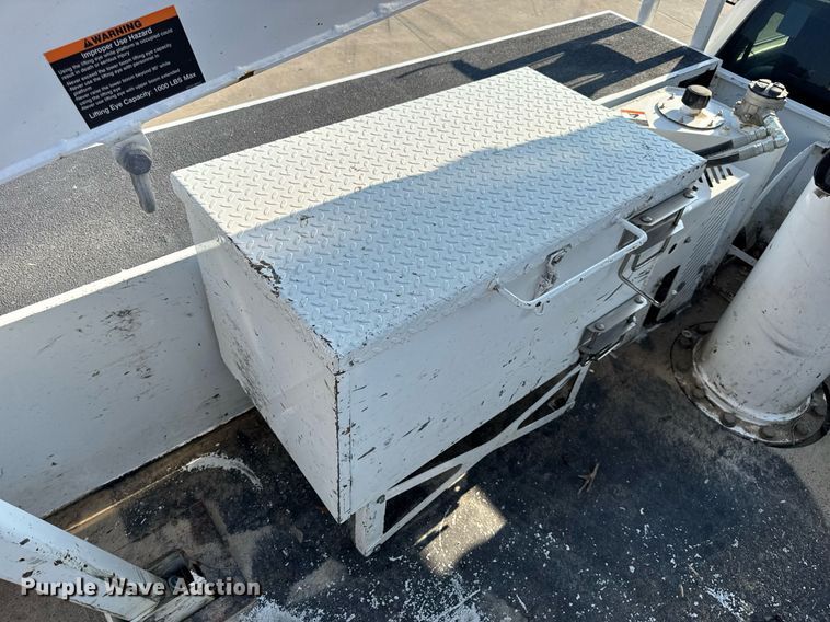 image for item DV4170 2018 Dodge Ram 5500HD bucket truck