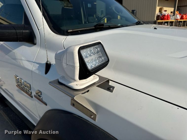 image for item DV4170 2018 Dodge Ram 5500HD bucket truck