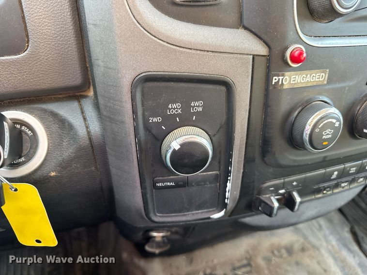 image for item DV4170 2018 Dodge Ram 5500HD bucket truck