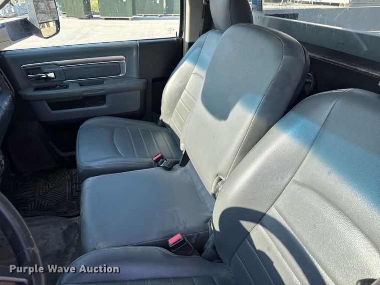 image for item DV4170 2018 Dodge Ram 5500HD bucket truck