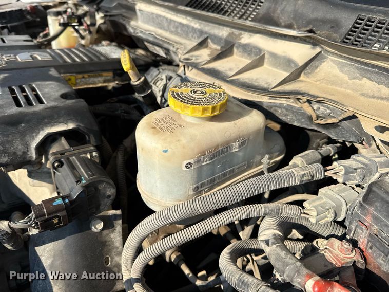 image for item DV4170 2018 Dodge Ram 5500HD bucket truck