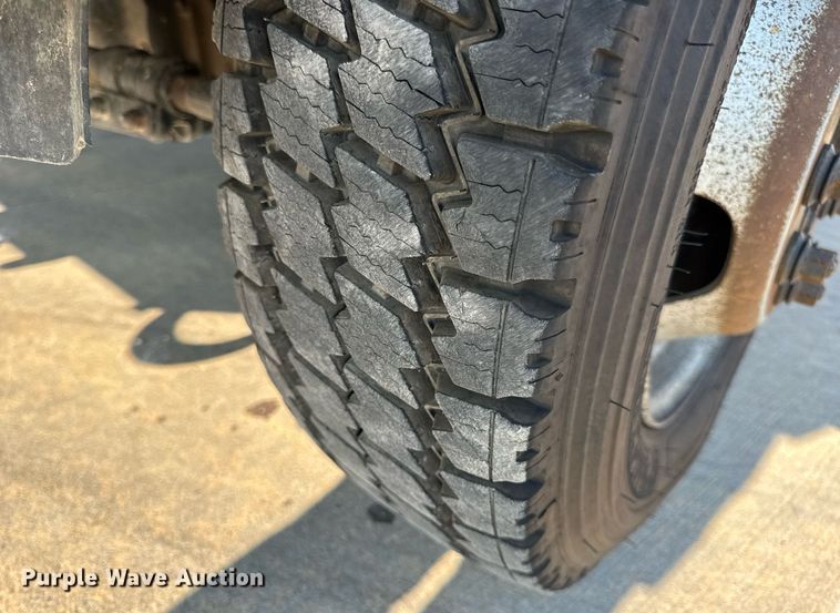 image for item DV4170 2018 Dodge Ram 5500HD bucket truck