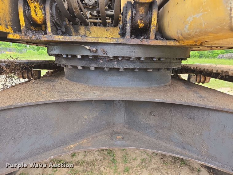 image for item DW1990 2012 Komatsu PC210LC-8 excavator