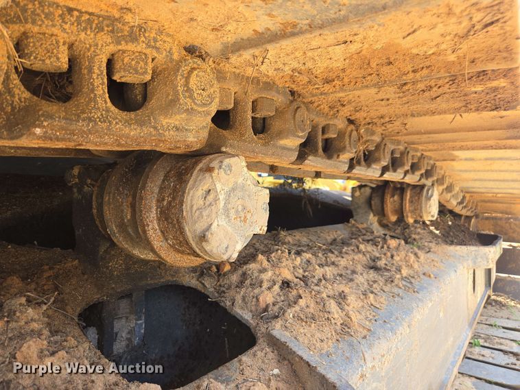 image for item DW1990 2012 Komatsu PC210LC-8 excavator