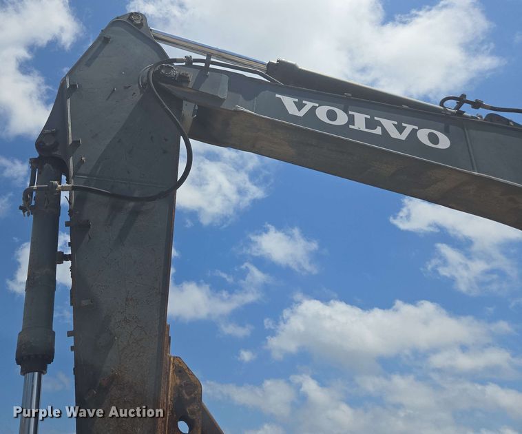 image for item DW1991 2014 Volvo EC480DL excavator