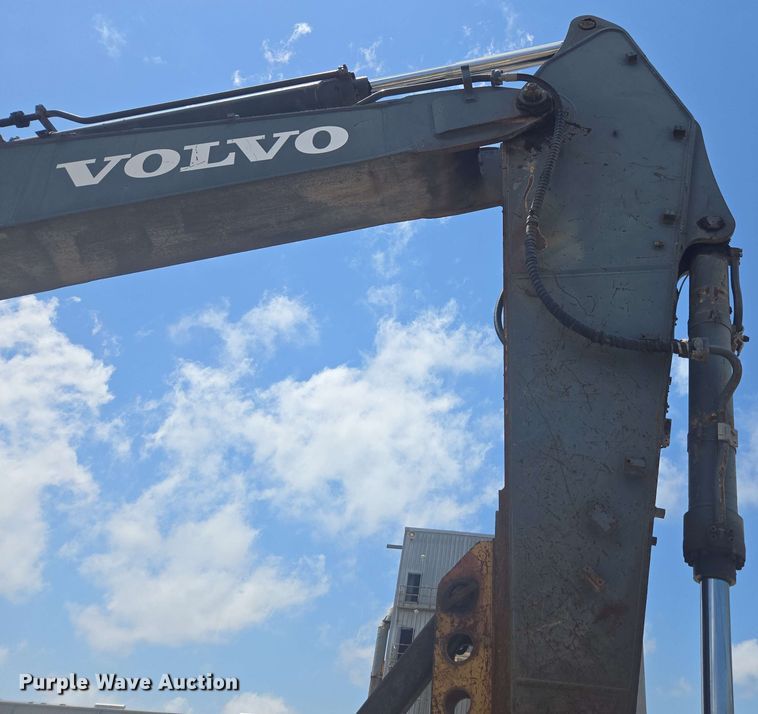 image for item DW1991 2014 Volvo EC480DL excavator