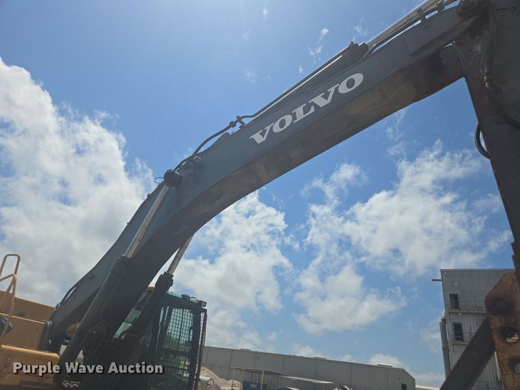image for item DW1991 2014 Volvo EC480DL excavator