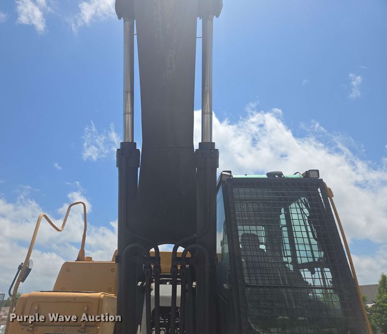 image for item DW1991 2014 Volvo EC480DL excavator